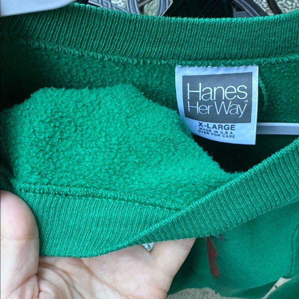 HANES / VINTAGE • Holiday Santa Christmas Noodie - Picture 5 of 7